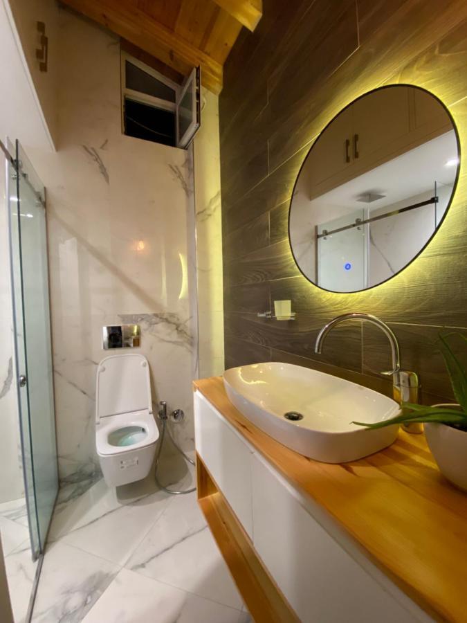 Lovely Loft 1-Bedroom In The Heart Of Тирана Экстерьер фото