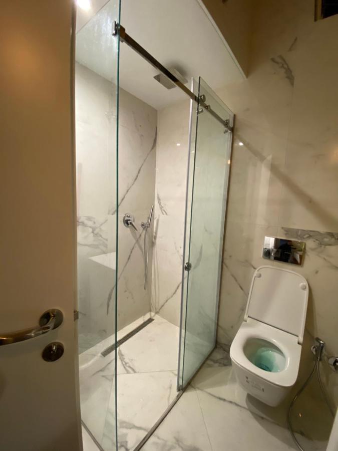 Lovely Loft 1-Bedroom In The Heart Of Тирана Экстерьер фото